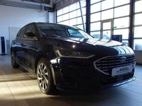 Neu Ford Focus Titanium 155 PS (114 kW) 2026 Agate black metallic Limousine