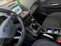 Second-hand Ford C-MAX 105 CP (77 kW) 2015 Roșu Monovolum