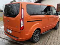 Gebraucht Ford Tourneo 170 PS (125 kW) 2018 Orange Van / Kleinbus