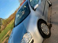 Gebraucht VW Golf V 75 PS (55 kW) 2005 Silber Kleinwagen