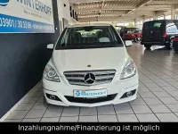 Gebraucht Mercedes B200 140 PS (102 kW) 2009 Weiß Van / Kleinbus