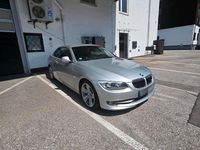 Gebraucht BMW 325 Cabriolet 210 PS (154 kW) 2010 Grau Cabrio