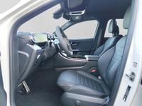 Gebraucht Mercedes GLC220 AMG 145 PS (106 kW) 2026 Unilack polarweiß Limousine