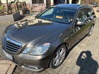 Usata Mercedes E250 Avantgarde 204 CV (150 kW) 2010 Grigio Station wagon