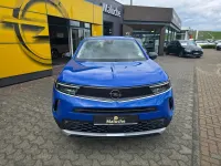 Gebraucht Opel Mokka-e Elegance 100 kW (136 PS) 2023 Perl blau/voltaik blau SUV