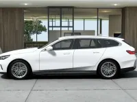 Neu BMW i5 Sport Line 289 kW (394 PS) 2025 Alpinweiß uni Kombi