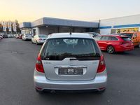 Gebraucht Mercedes A180 109 PS (80 kW) 2010 Silber Kleinwagen