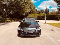 Gebraucht Mercedes E200 135 PS (99 kW) 2011 Schwarz Limousine