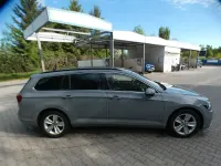Gebraucht VW Passat Business 200 PS (147 kW) 2021 Mondsteingrau Kombi