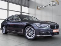 Gebraucht BMW 750 Sport Line 449 PS (330 kW) 2017 Sophistograu metallic Limousine