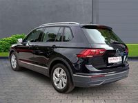 Gebraucht VW Tiguan Active 150 PS (110 kW) 2022 Schwarz SUV