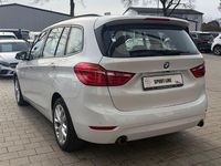 Gebraucht BMW 220 Advantage 190 PS (139 kW) 2016 Weiß Van / Kleinbus