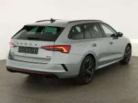 Neu Skoda Octavia RS 265 PS (194 kW) 2026 Mamba grün Kombi