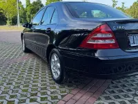 Gebraucht Mercedes C180 143 PS (105 kW) 2003 Schwarz Limousine