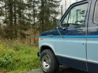 Używany Ford V8 210 KM (154 kW) 1986 Niebieski Kombi