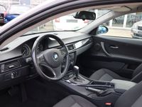 gebraucht BMW 320 i Coupe Sport Bi-Xenon Automatik Parktr.