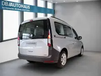 Second-hand VW Caddy 122 CP (89 kW) 2022 Argintiu Monovolum