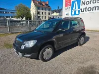 Używany Skoda Yeti Plus Edition 105 KM (77 kW) 2012 Czarny SUV