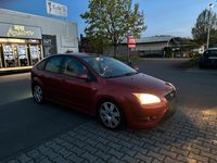 Second-hand Ford Focus 101 CP (74 kW) 2007 Andere farben Berlinǎ