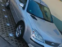 Gebraucht Ford Mondeo 125 PS (91 kW) 2004 Grau Limousine