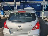 Gebraucht Nissan Tiida 105 PS (77 kW) 2008 Silber Kleinwagen