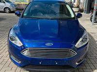 Gebraucht Ford Focus 125 PS (91 kW) 2017 Blau Kombi