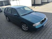 gebraucht Skoda Octavia 1.8 T Combi SLX