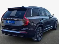 Gebraucht Volvo XC90 Plus 250 PS (183 kW) 2025 Mulberry red metallic SUV