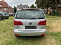 Gebraucht VW Touran Trendline 105 PS (77 kW) 2011 Silber Van / Kleinbus