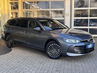 Neu VW Passat Elegance 150 PS (110 kW) 2025 Diabasgrau Kombi