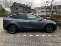 gebraucht Tesla Model Y LR, Silber Midnight Matelic, mit Garantie und PDC