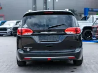 Gebraucht Chrysler Pacifica Touring 291 PS (214 kW) 2018 Schwarz Kombi