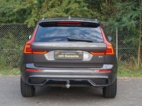 Gebraucht Volvo XC60 Plus 197 PS (144 kW) 2022 Grau SUV