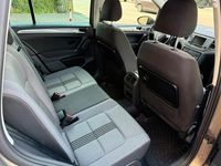 Second-hand VW Golf 110 CP (80 kW) 2016 Auriu SUV