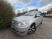 Gebraucht Mercedes B180 109 PS (80 kW) 2011 Van / Kleinbus