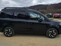 Neu Nissan Townstar Tekna 131 PS (96 kW) 2026 Schwarz Kombi