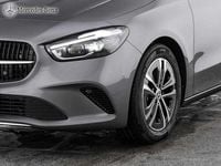 Gebraucht Mercedes B200 Progressive 163 PS (119 kW) 2024 Metalliclack mountaingrau Van / Kleinbus