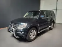 Gebraucht Mitsubishi Pajero 190 PS (139 kW) 2017 Malachitgrün (p) SUV