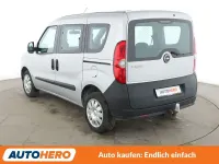 Używany Opel Combo Selection 95 KM (69 kW) 2016 Srebrny Minivan