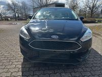 Gebraucht Ford Focus Trend 101 PS (74 kW) 2017 Schwarz Limousine