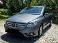 Gebraucht Mercedes 180 122 PS (89 kW) 2012 Grau Limousine