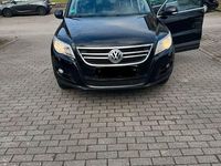 Gebraucht VW Tiguan Team 150 PS (110 kW) 2011 Schwarz SUV