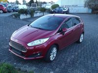 gebraucht Ford Fiesta Titanium SHZ NAVI ALU PDC Kamera S+W Rei.