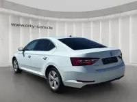 Gebraucht Skoda Superb Style 179 PS (131 kW) 2016 Weiß Limousine