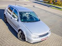 Gebraucht VW Golf IV 101 PS (74 kW) 1999 Silber Limousine