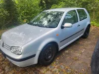 Używany VW Golf III 75 KM (55 kW) 1999 Srebrny Sedan/Limuzyna