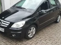 Gebraucht Mercedes B160 95 PS (69 kW) 2011 Schwarz Kleinwagen