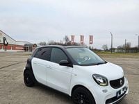 Gebraucht Smart ForFour Prime 70 PS (51 kW) 2015 Weiß Kleinwagen
