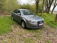 gebraucht Audi A4 Аutomatik, WIE NEU!!