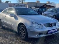 Gebraucht Mercedes C180 143 PS (105 kW) 2002 Brillantsilber  metalliclack Coupé